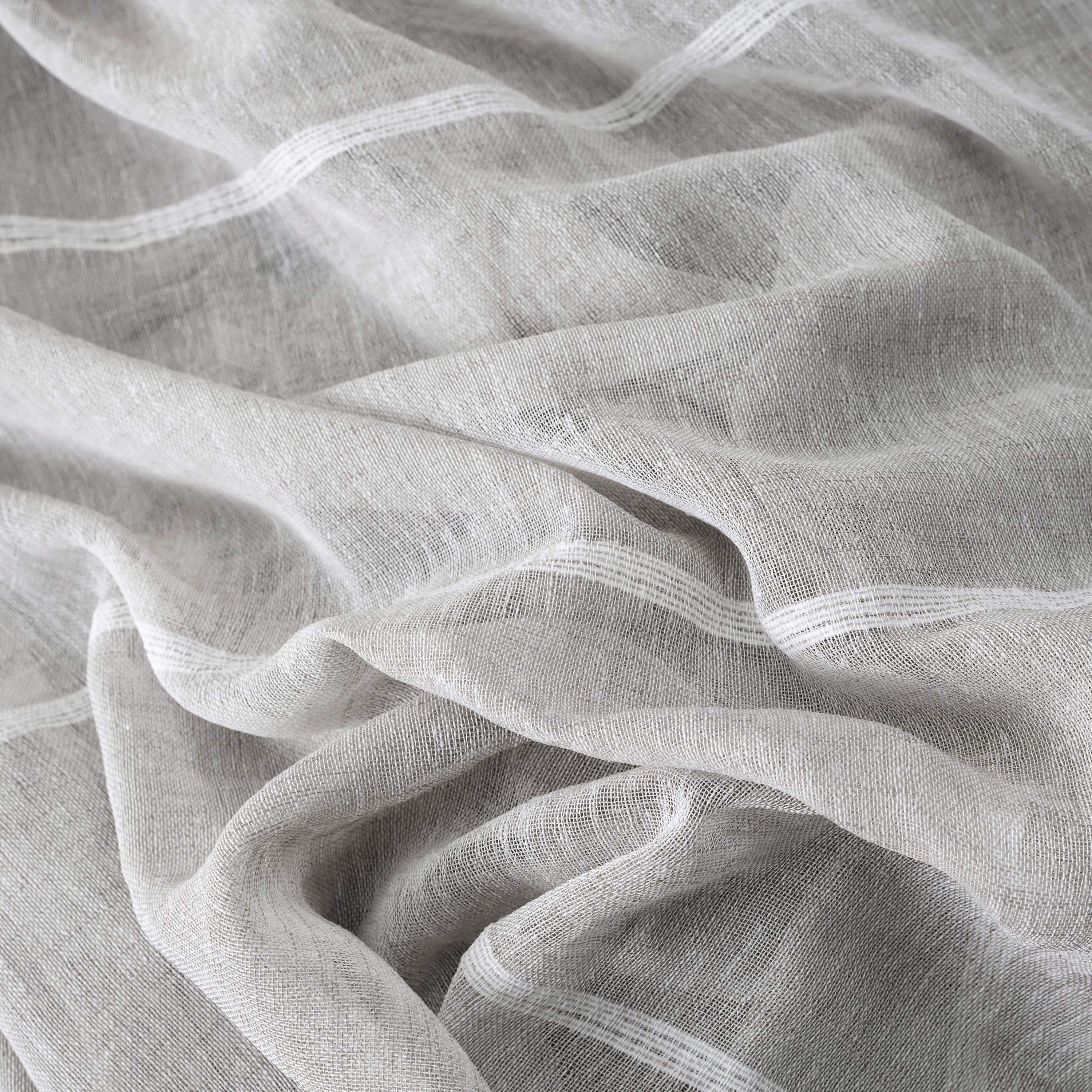 Horizon Stripe Grommet Panel