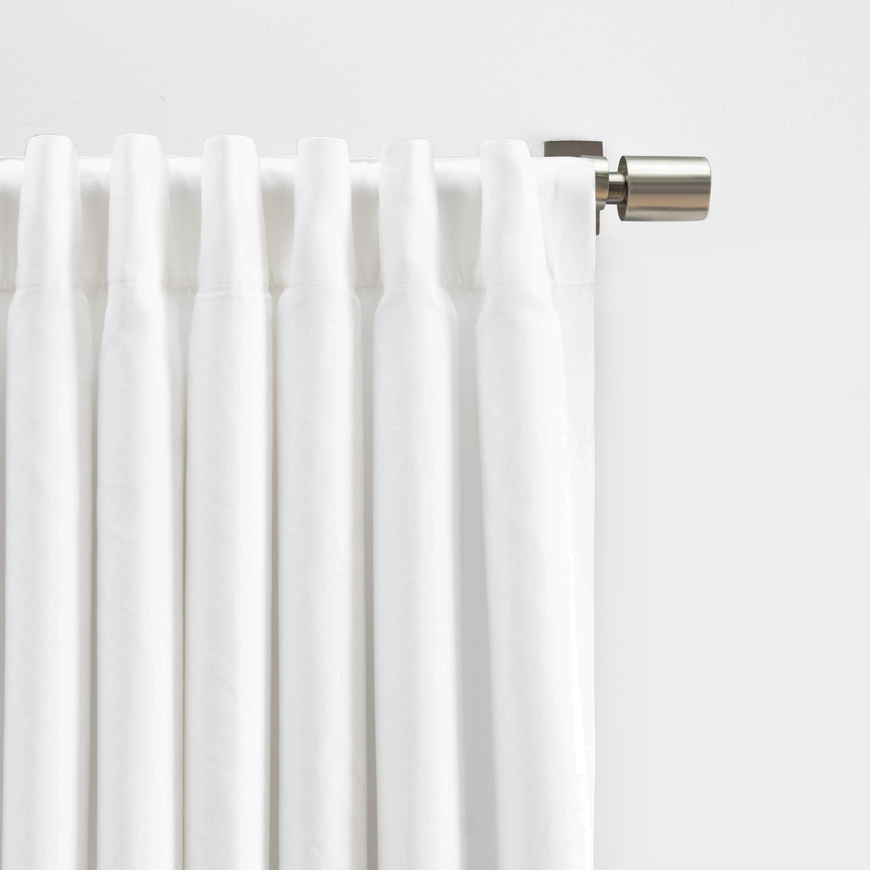 Ricardo Herringbone Lined Rod Pocket w/Back Tabs Panel