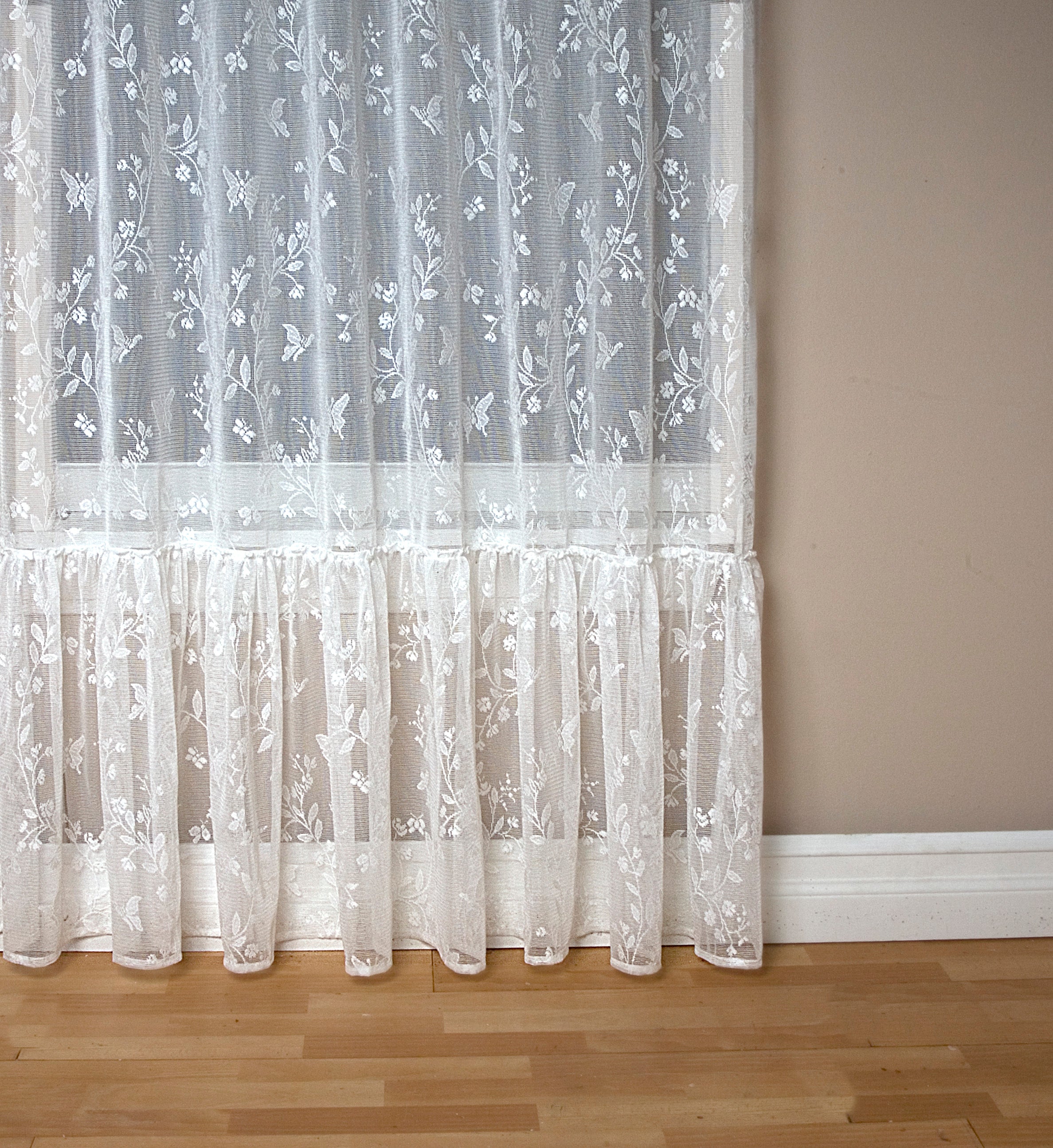 Isabella Lace Rod Pocket Panel w/18" Ruffle & Tie Back