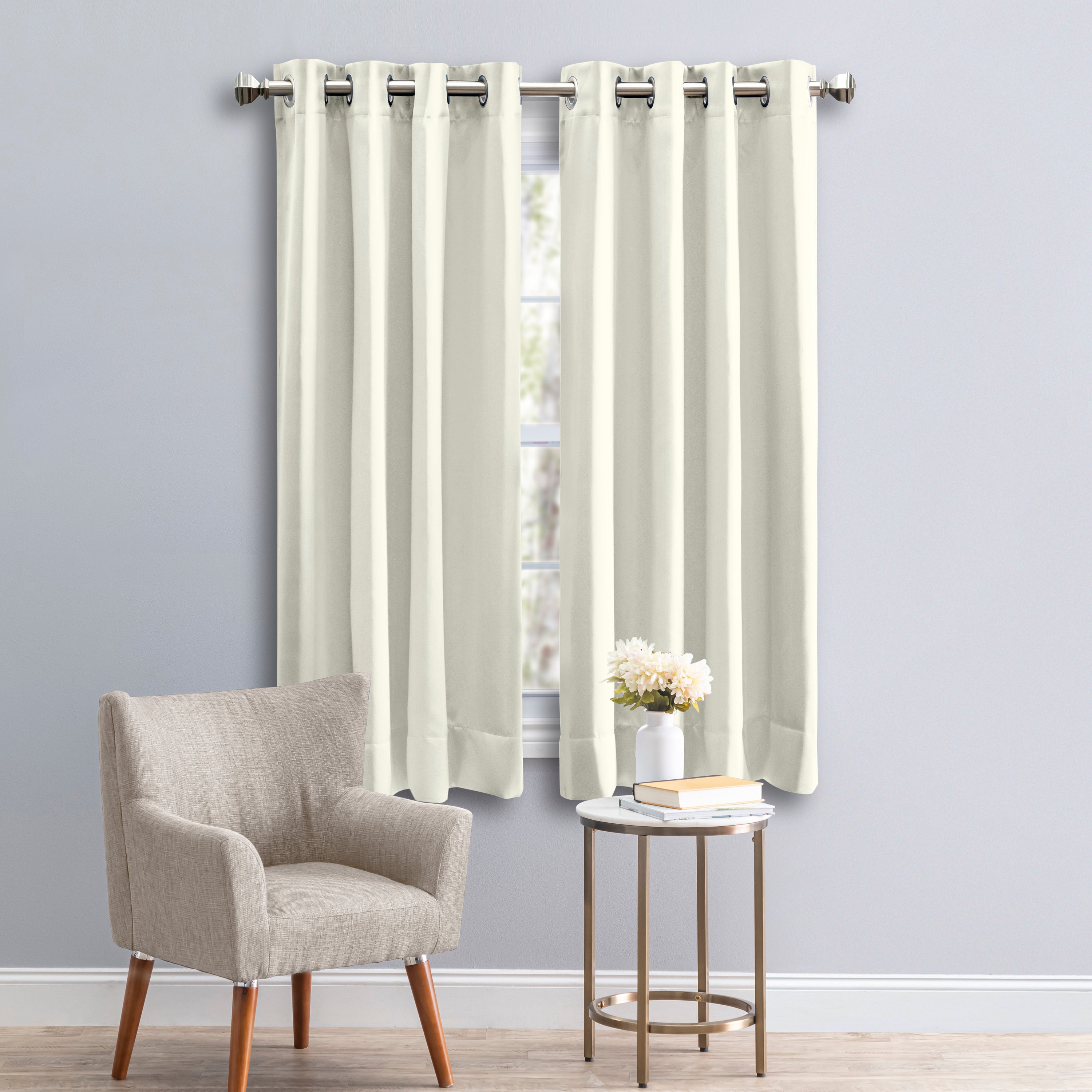 Ultimate Black Out Grommet Panel w/Wand