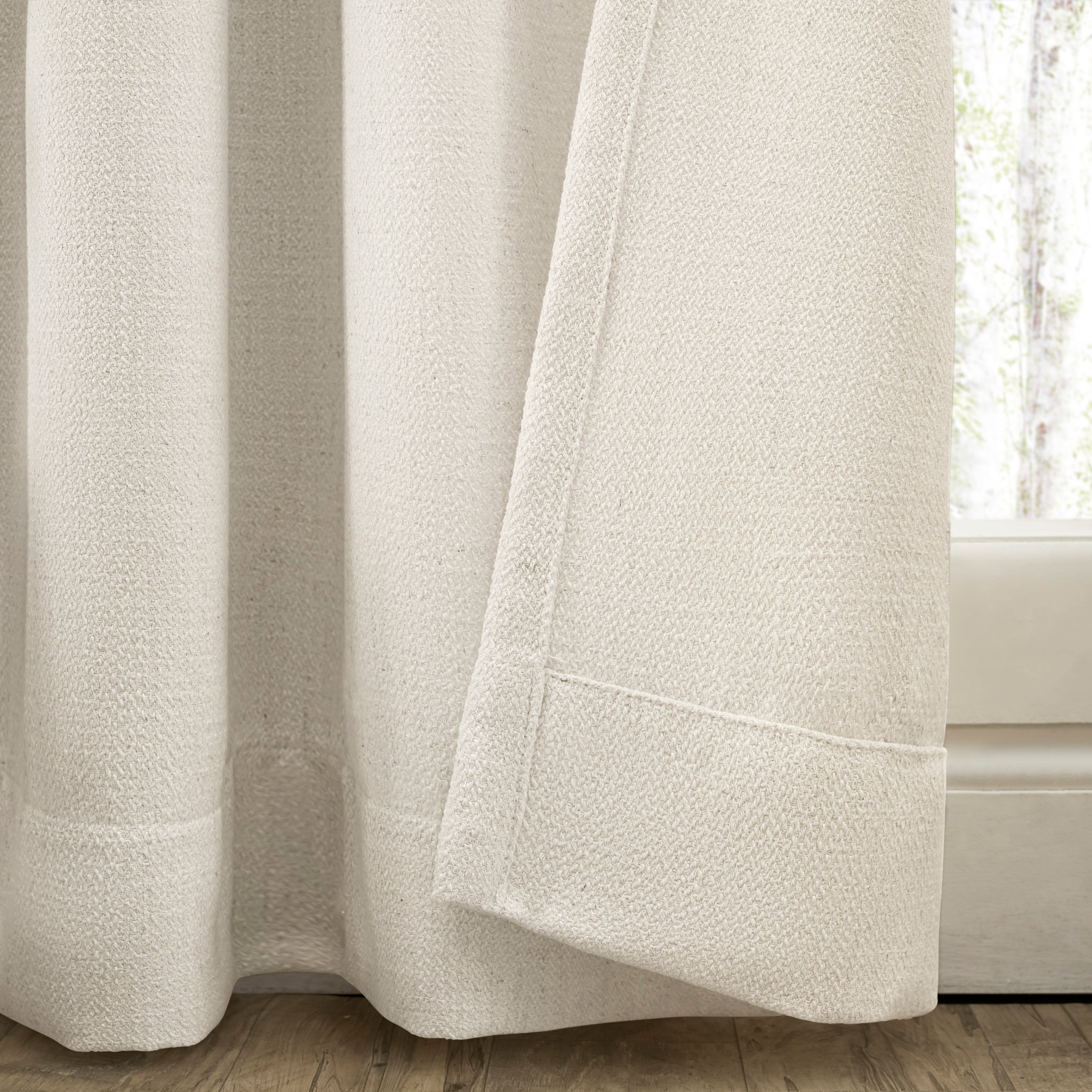 Ricardo Wovyn Grommet Panel