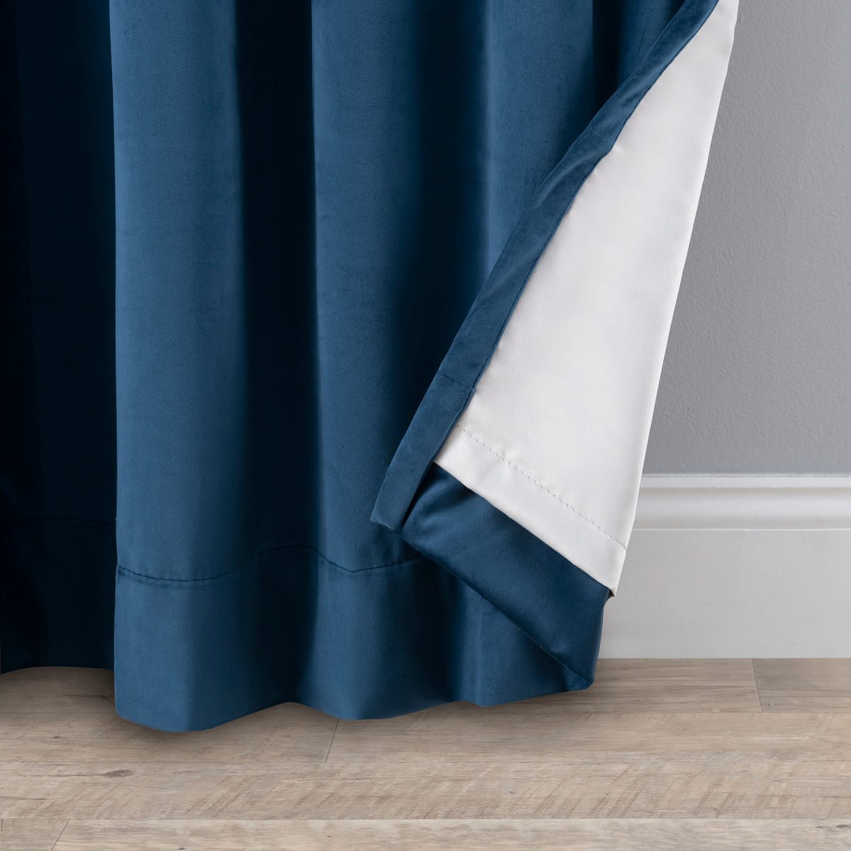 Velvet Rod Pocket w/Back Tabs Tie-Up Panel w/Backout Lining
