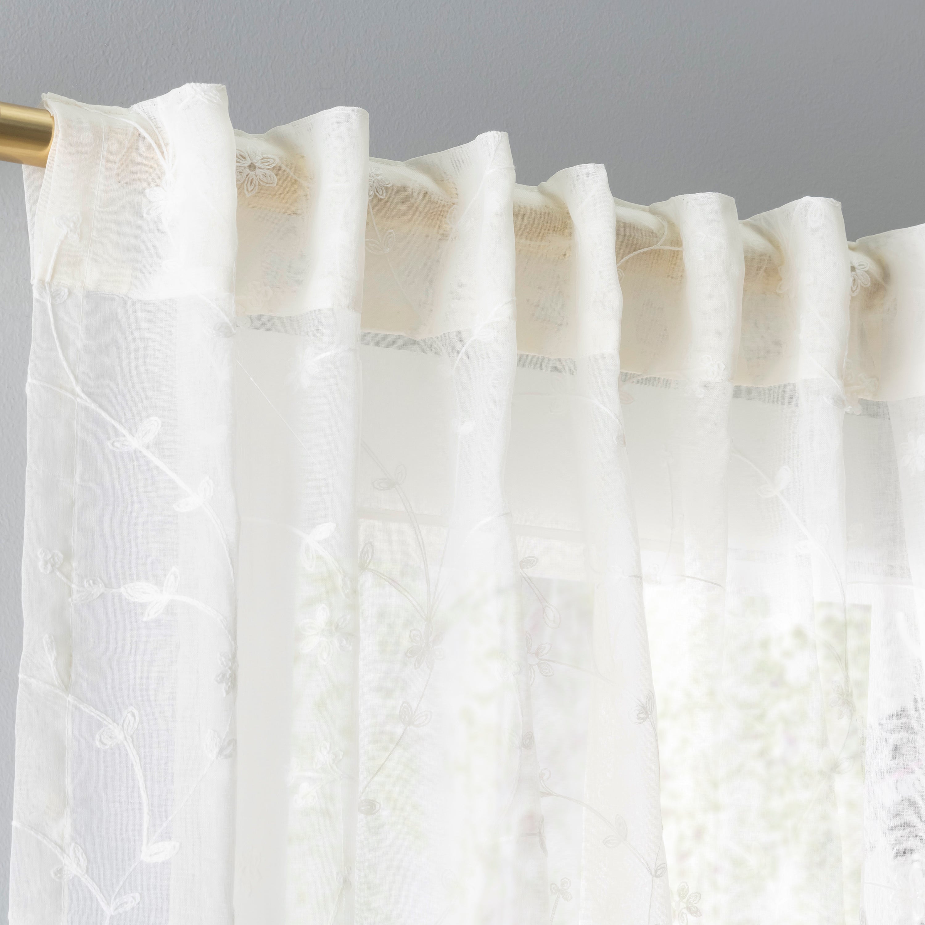 Ricardo Sheer Blossom Rod Pocket with Back Tab Panel