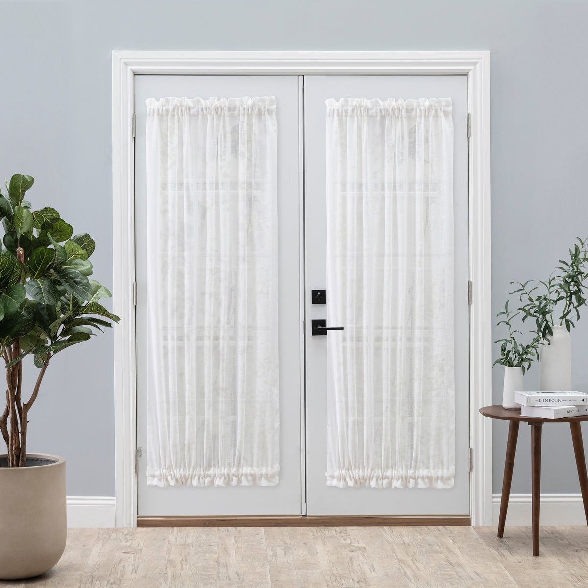 Shannon Door Panel w/Tie Back