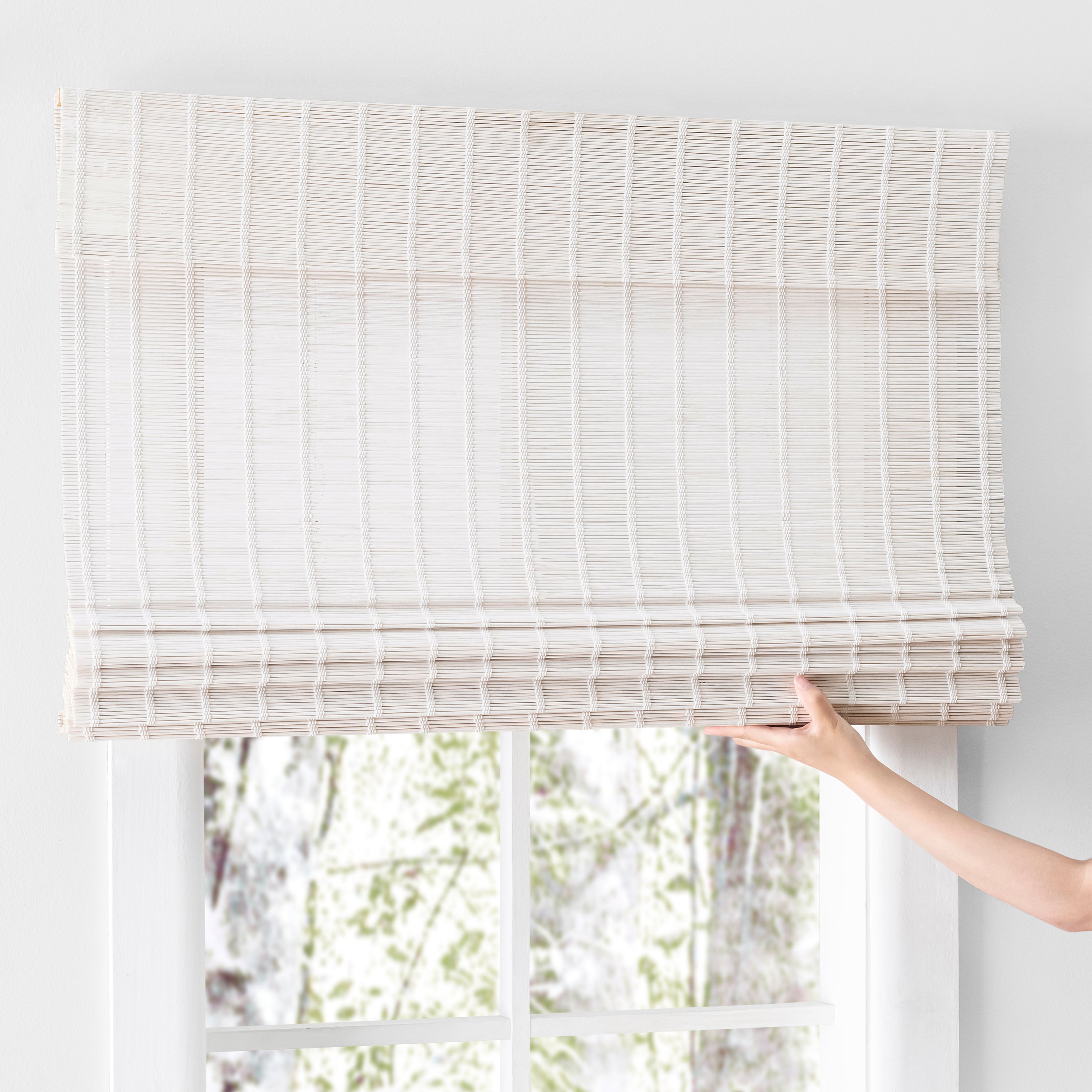 Ricardo Cayman Cordless Bamboo Roman Shade