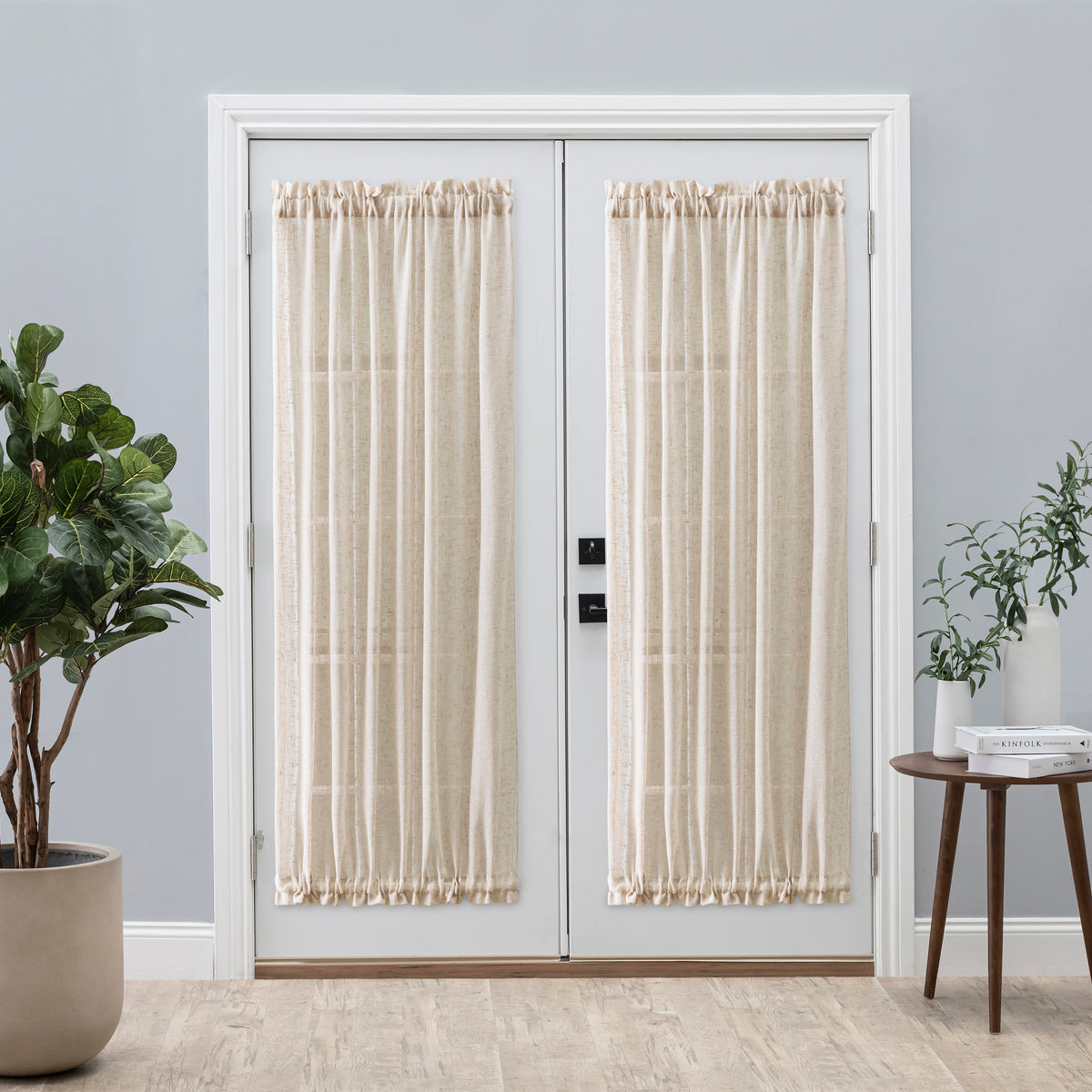 Shannon Door Panel w/Tie Back